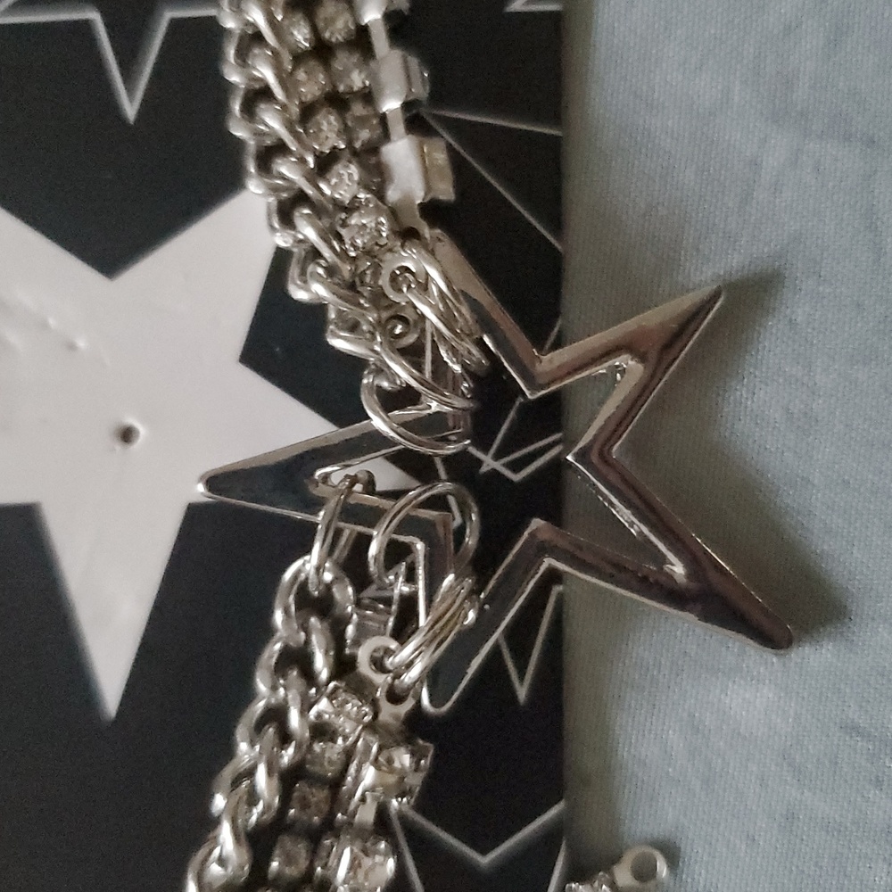 *As-is* *NWT* Hot Topic's Social Collision Star Chain Choker - Picture 4 of 16